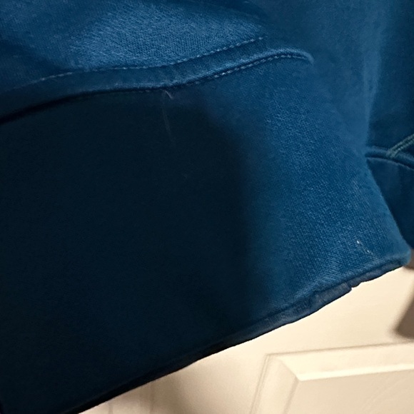 Patagonia Men's teal blue Hoodie Sweater - Picture 4 of 5